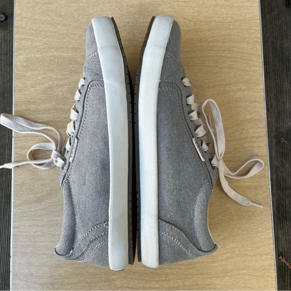 Taos Wm’s Star Canvas Sneakers In Gray Wash Sz 7.5W - Picture 11 of 12